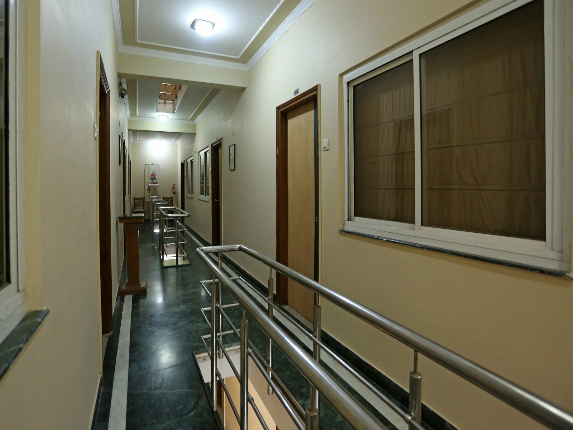 Oyo 1639 Hotel Anand Hospitalities Gurgaon Exterior foto