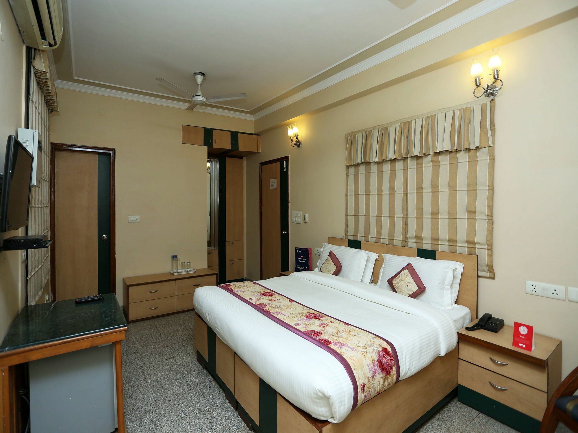 Oyo 1639 Hotel Anand Hospitalities Gurgaon Exterior foto
